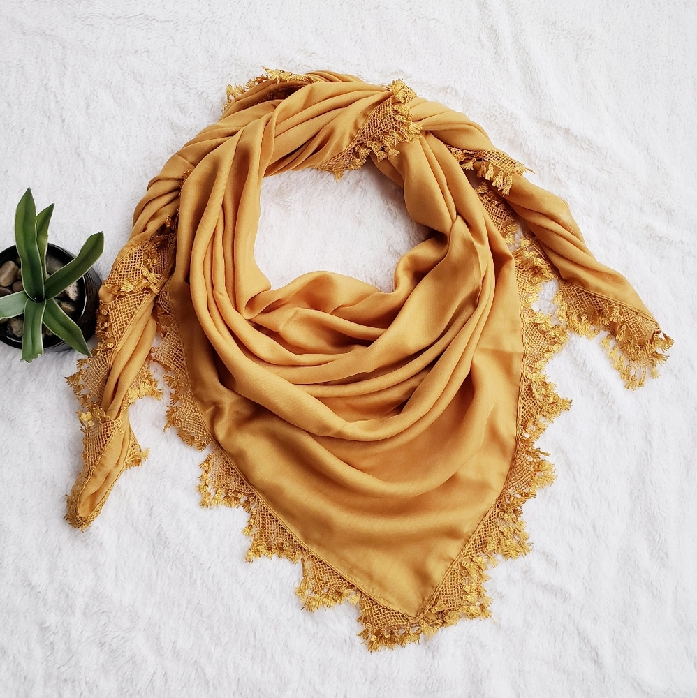 Exotic Machine Stitch Lace Scarf